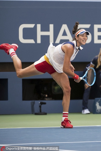 九游体育官网包含穆古鲁扎爆冷击败老鹰,高光表现引爆全场!的词条