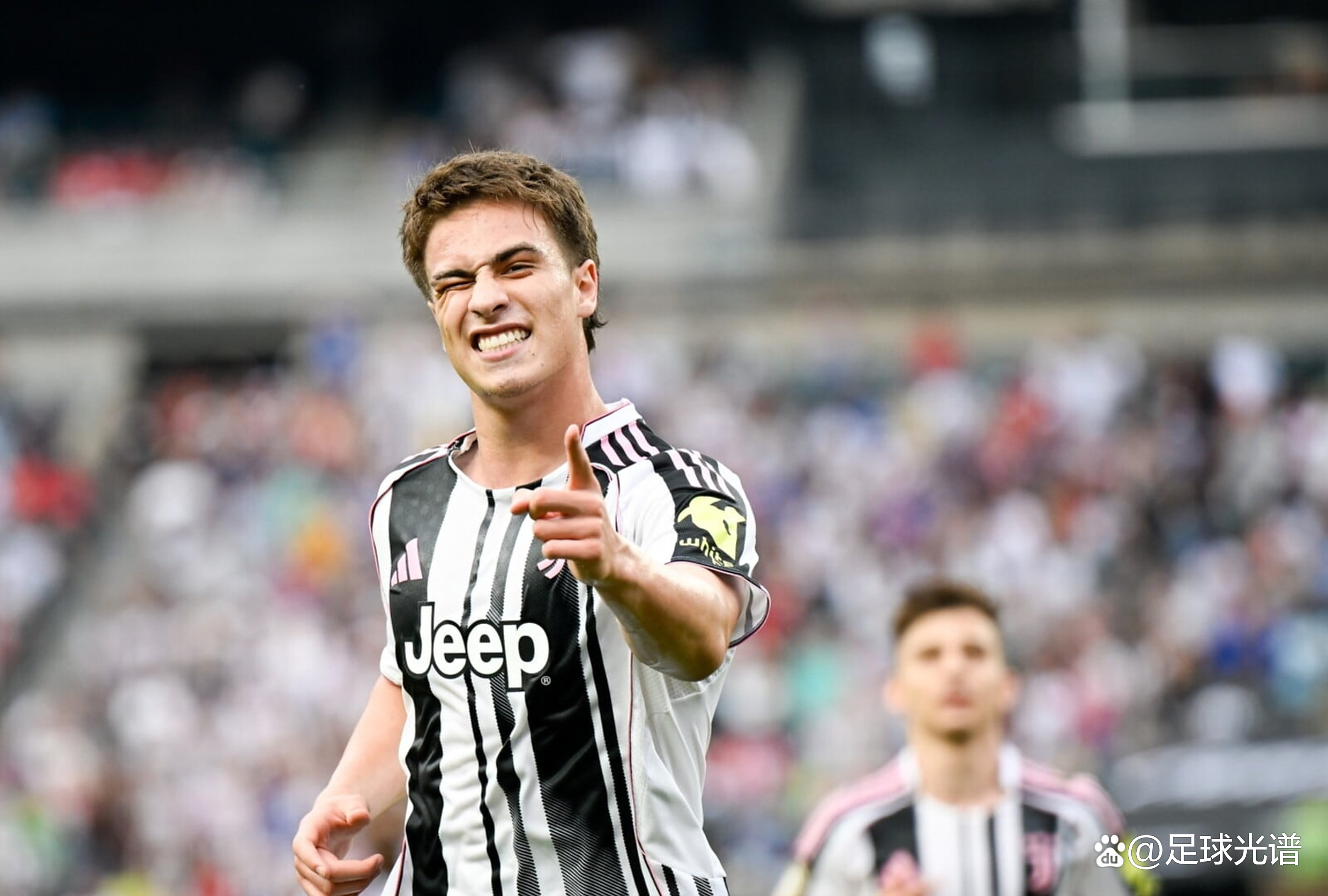 九游体育官网 尤文图斯集结日复出首秀,志在荷甲名次提升,气氛紧张,高层口径保持一致