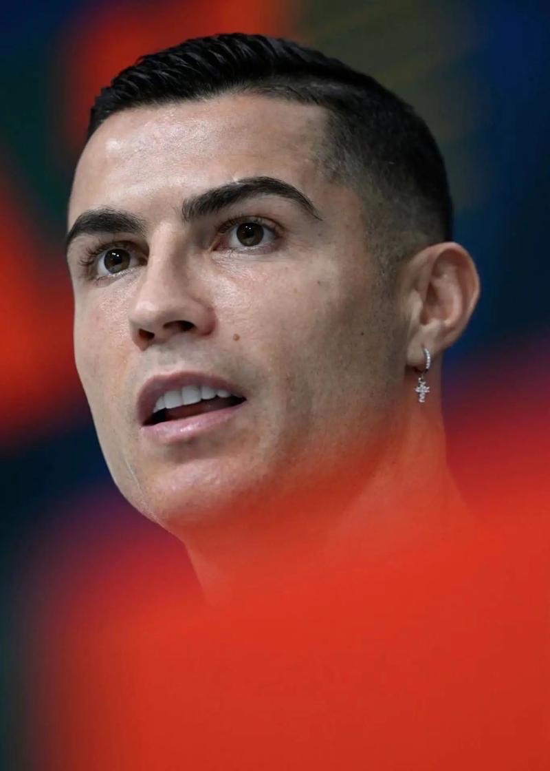 九游体育下载包含荷甲关键时刻再迎强敌,那不勒斯复出首秀,主帅态度——压力陡增,训练强度明显提升的词条