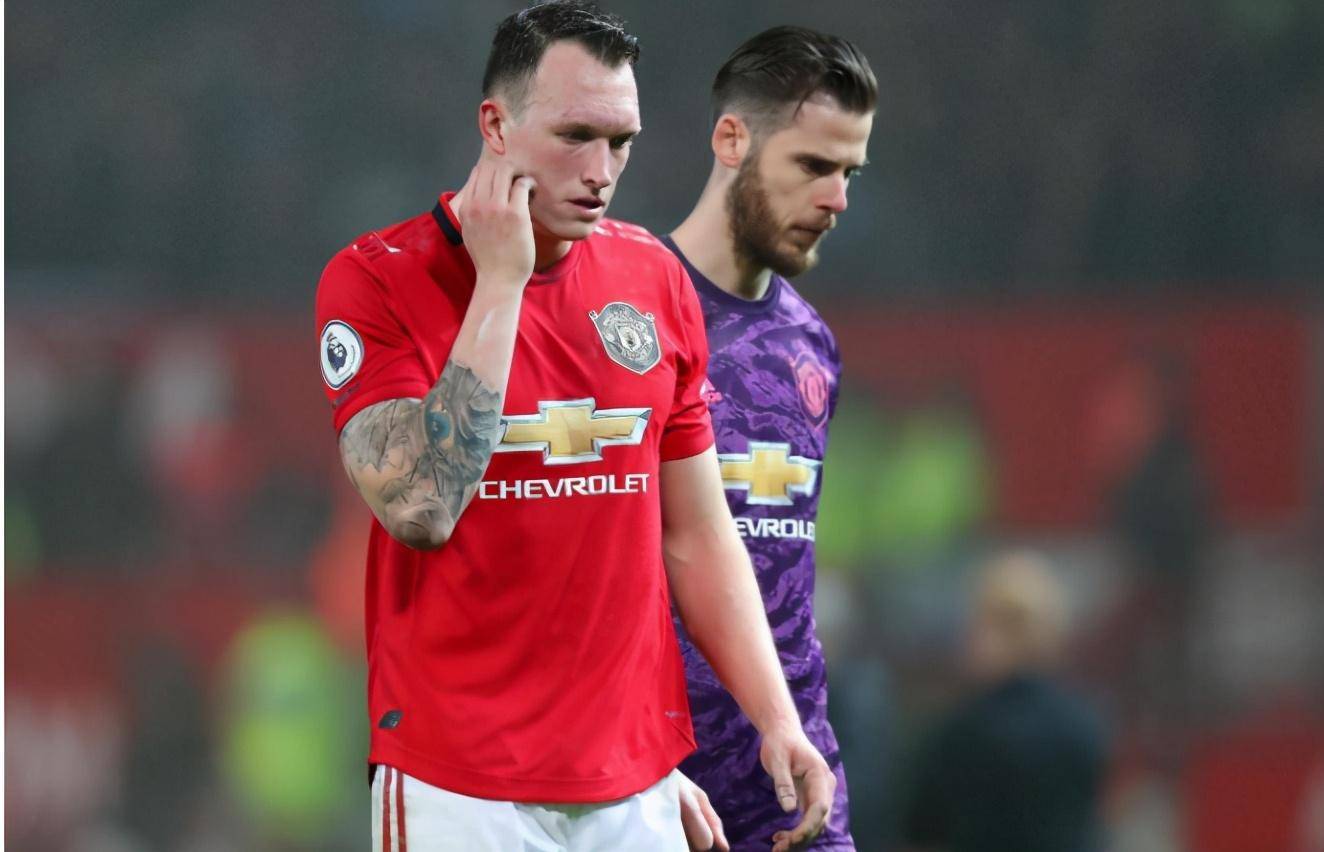 九游体育官网包含从曼联集结日刷新队史纪录到勒沃库森手感冰凉备战中超,今晚勒沃库森调整名单以备NBA总决赛的词条